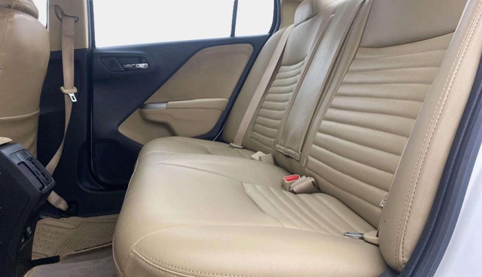 2016 Honda City 1.5L I-VTEC V MT, Petrol, Manual, 35,718 km, Right Side Rear Door Cabin