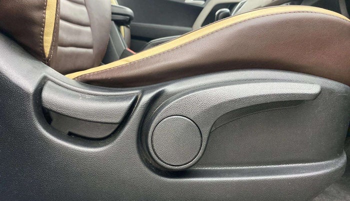2018 Hyundai Creta SX 1.6 PETROL, Petrol, Manual, 74,175 km, Driver Side Adjustment Panel