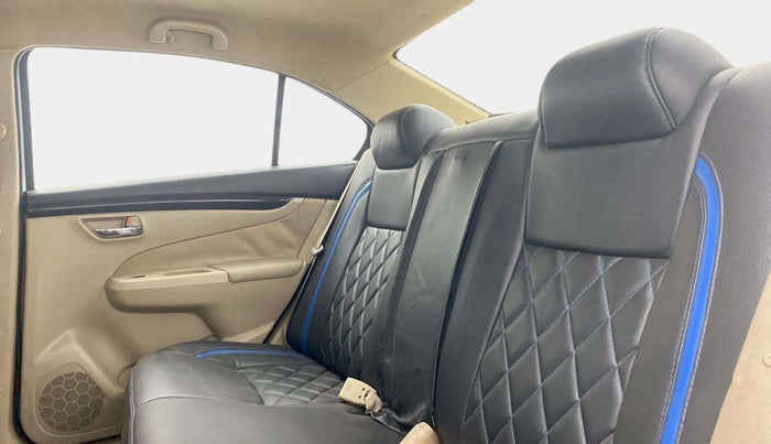 2016 Maruti Ciaz VXI+, Petrol, Manual, 48,311 km, Right Side Rear Door Cabin