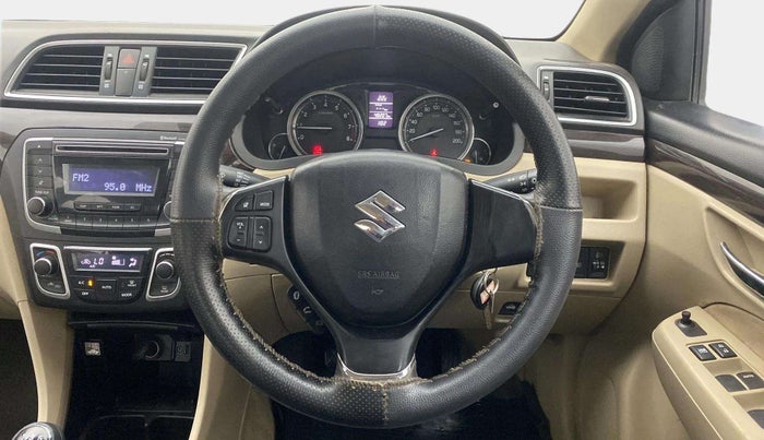 2016 Maruti Ciaz VXI+, Petrol, Manual, 48,311 km, Steering Wheel Close Up