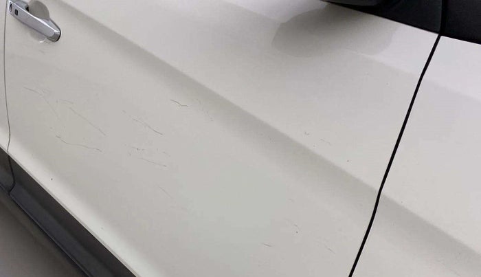 2017 Hyundai Creta SX PLUS 1.6 PETROL, Petrol, Manual, 31,598 km, Driver-side door - Minor scratches