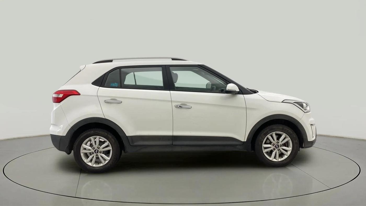 2017 Hyundai Creta SX PLUS 1.6 PETROL, Petrol, Manual, 31,598 km, Right Side View