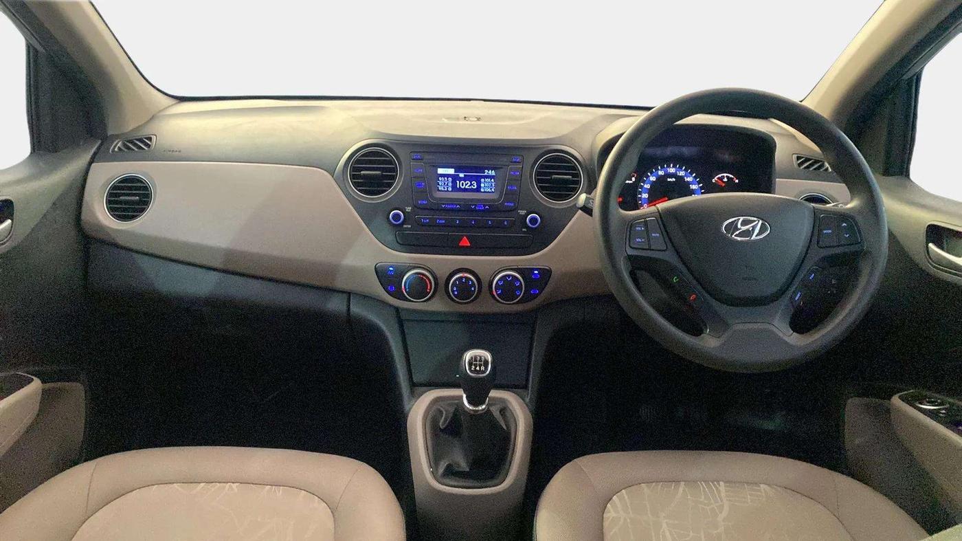 2016 Hyundai Xcent SX 1.2, Petrol, Manual, 53,136 km, Dashboard