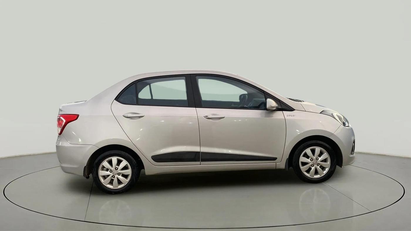 2016 Hyundai Xcent SX 1.2, Petrol, Manual, 53,136 km, Right Side