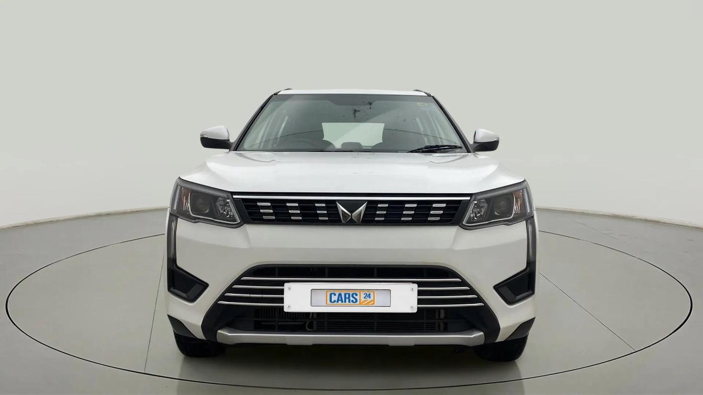 2024 Mahindra XUV300 W8 1.2 PETROL, Petrol, Manual, 3,202 km, Front