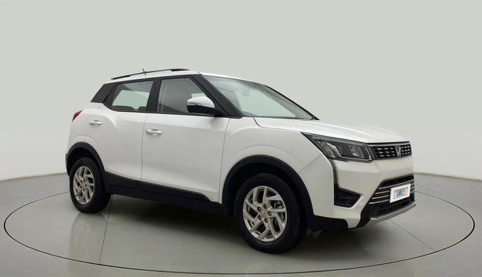 2024 Mahindra XUV300 W8 1.2 PETROL, Petrol, Manual, 3,202 km, SRP