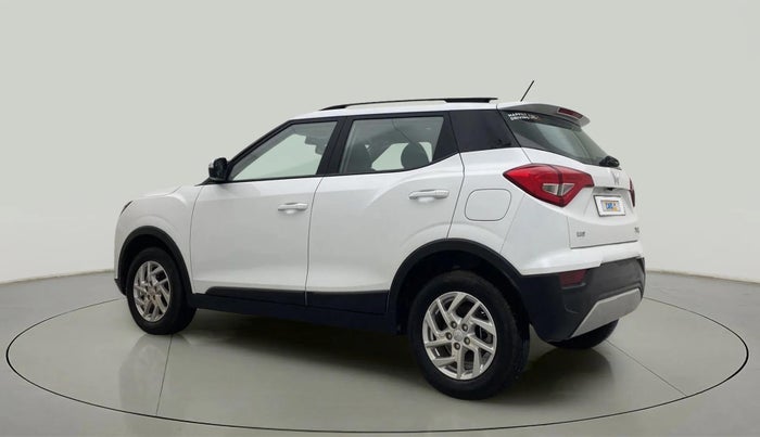 2024 Mahindra XUV300 W8 1.2 PETROL, Petrol, Manual, 3,202 km, Left Back Diagonal