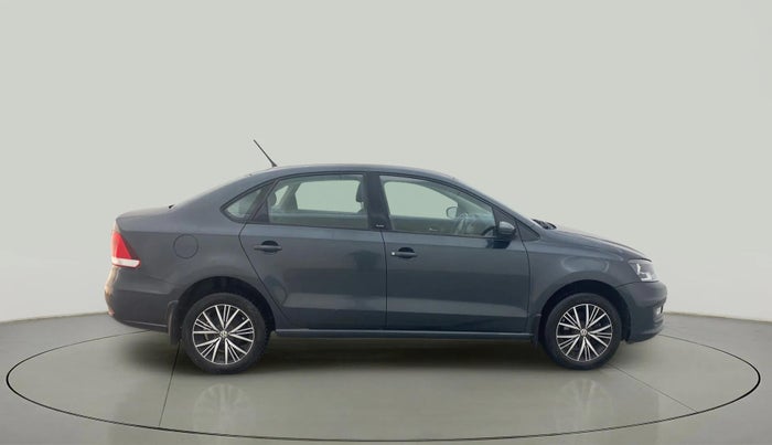 2017 Volkswagen Vento ALLSTAR 1.6, Petrol, Manual, 33,870 km, Right Side