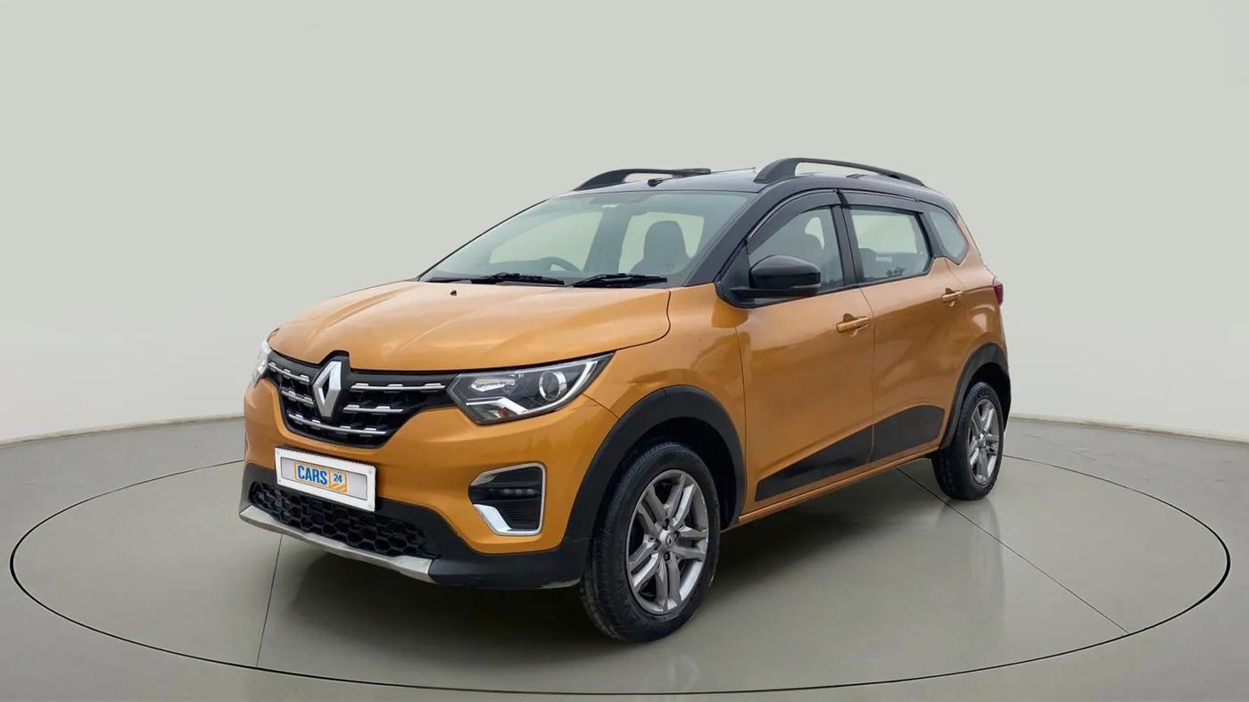 2022 Renault TRIBER RXZ, Petrol, Manual, 40,699 km, Left Front Diagonal