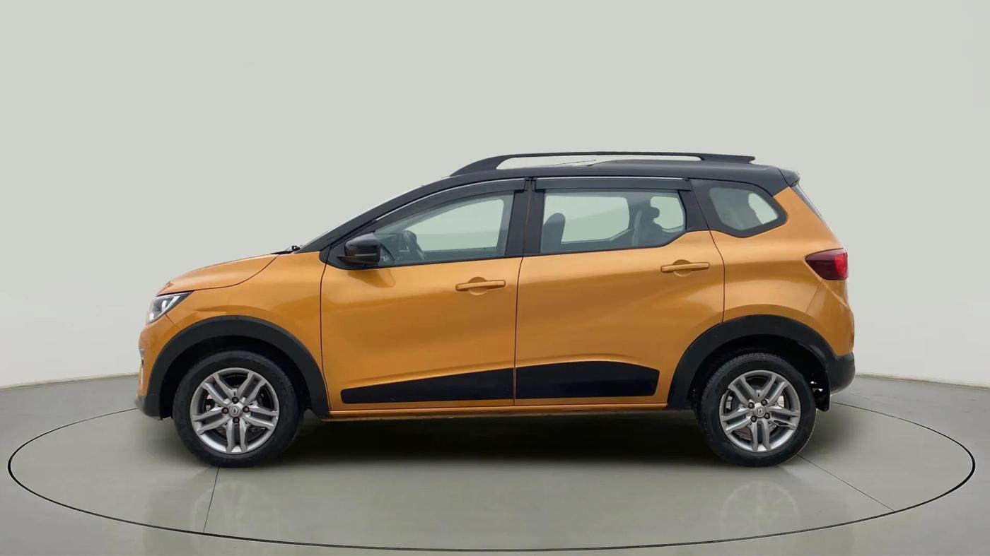 2022 Renault TRIBER RXZ, Petrol, Manual, 40,699 km, Left Side