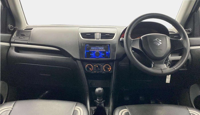 2017 Maruti Swift LXI (O), Petrol, Manual, 78,219 km, Dashboard