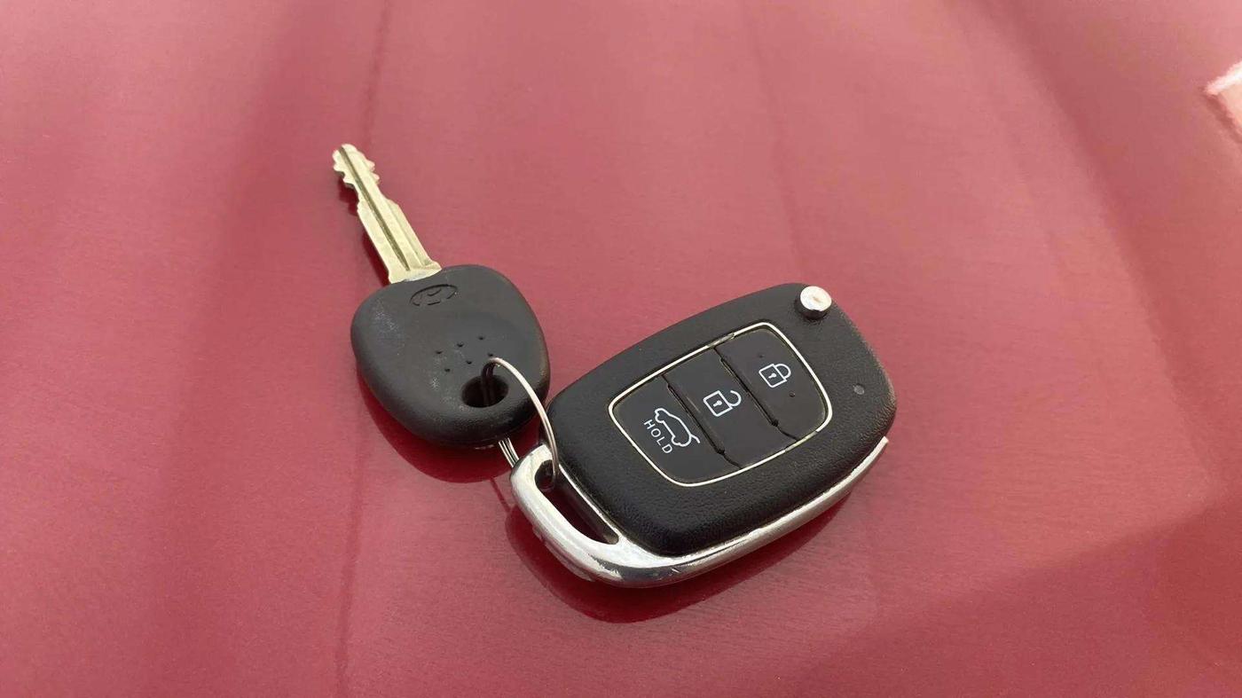 2015 Hyundai Elite i20 SPORTZ 1.2, Petrol, Manual, 70,890 km, Key Close Up