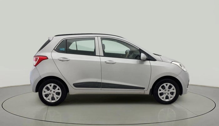 2015 Hyundai Grand i10 SPORTZ 1.2 KAPPA VTVT, Petrol, Manual, 64,667 km, Right Side View