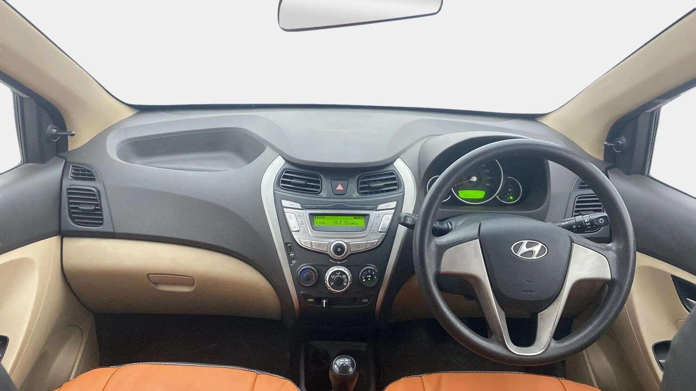 2014 Hyundai Eon SPORTZ, Petrol, Manual, 48,729 km, Dashboard