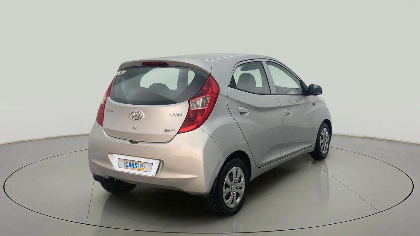 2014 Hyundai Eon SPORTZ, Petrol, Manual, 48,729 km, Right Back Diagonal