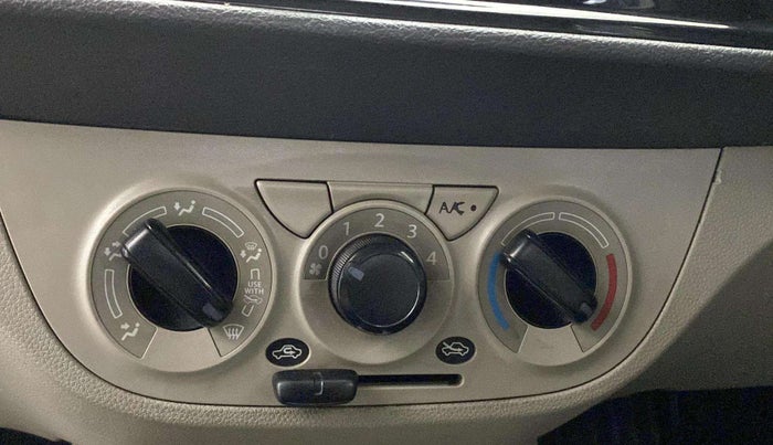 2017 Maruti Alto K10 VXI, Petrol, Manual, 24,730 km, AC Unit - Directional switch has minor damage