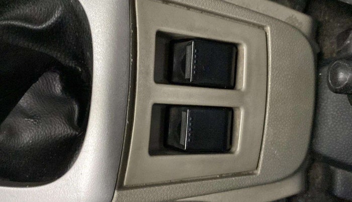 2017 Maruti Alto K10 VXI, Petrol, Manual, 24,730 km, Left front window switch / handle - Power window makes minor noise