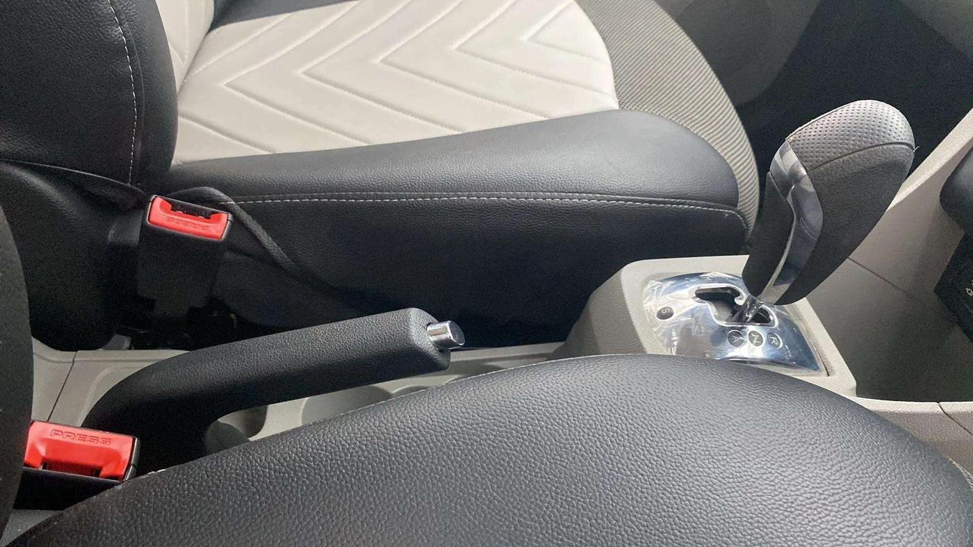 2018 Tata Tiago XZA PETROL, Petrol, Automatic, 26,581 km, Gear Lever