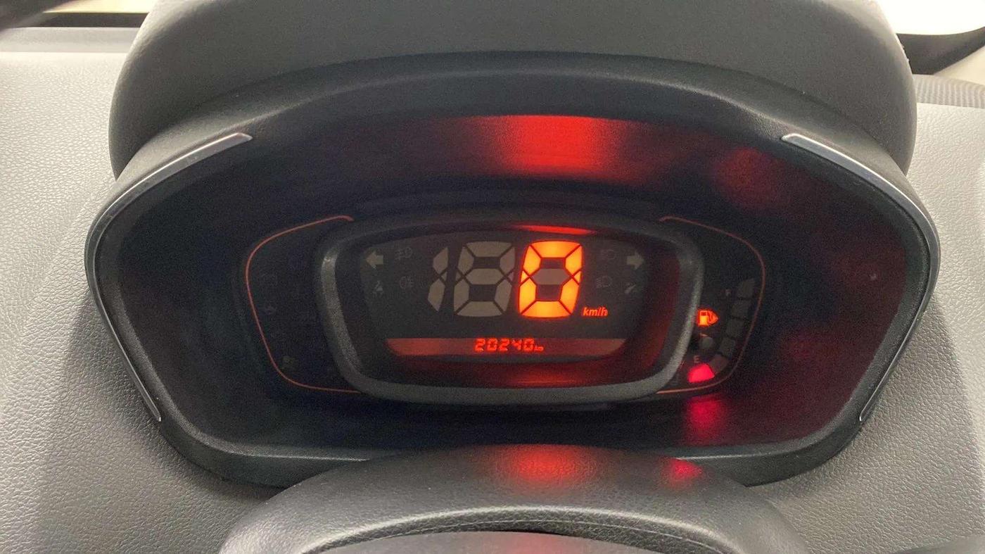 2018 Renault Kwid RXT 1.0, Petrol, Manual, 20,456 km, Odometer Image