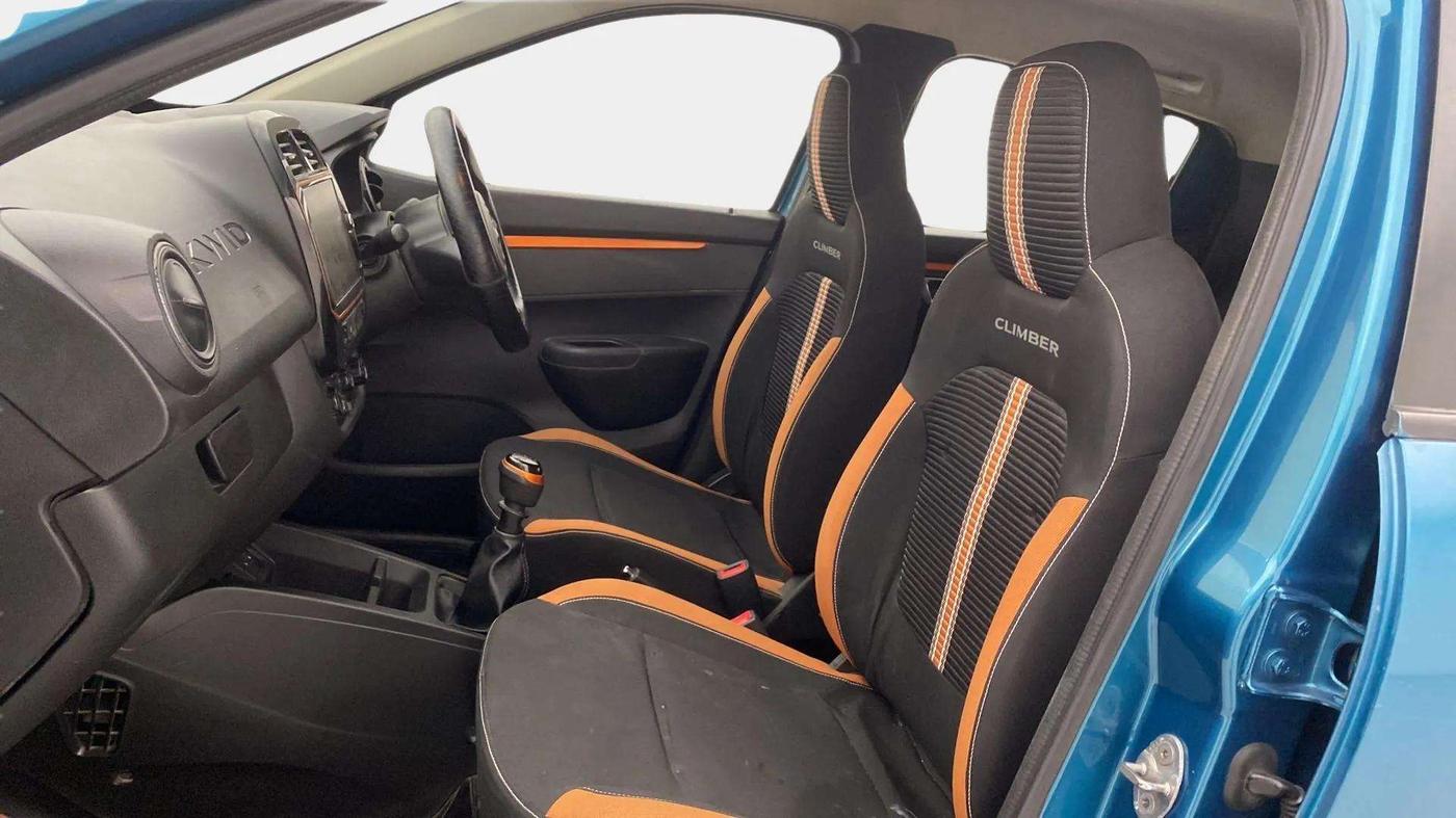 2020 Renault Kwid CLIMBER 1.0 (O), Petrol, Manual, 84,934 km, Right Side Front Door Cabin