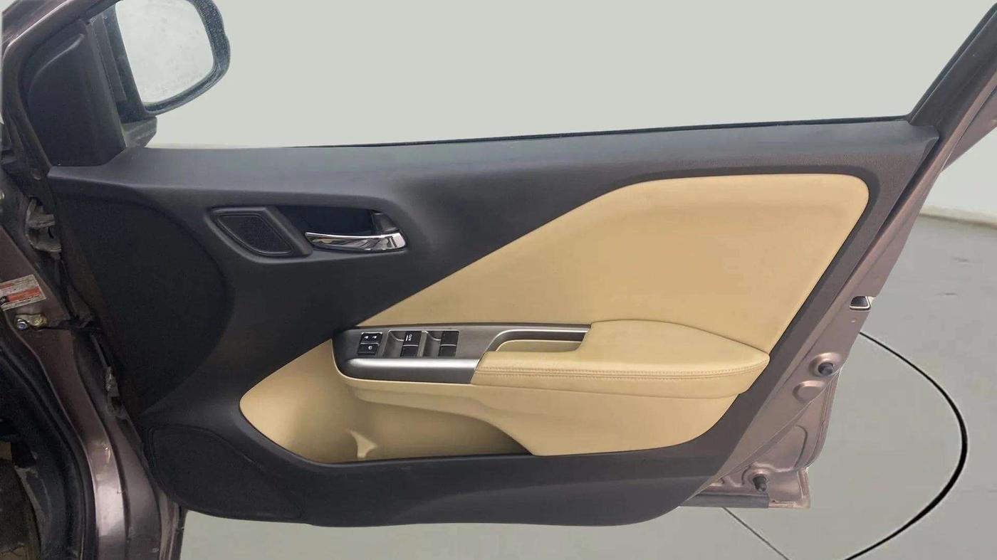 2016 Honda City 1.5L I-VTEC VX, Petrol, Manual, 72,384 km, Driver Side Door Panels Control