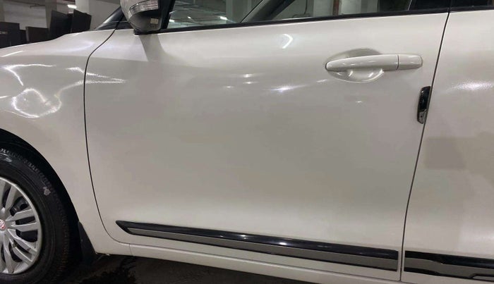 2021 Maruti Swift VXI, Petrol, Manual, 42,836 km, Front passenger door - Minor scratches