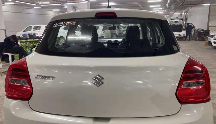 2021 Maruti Swift VXI, Petrol, Manual, 42,836 km, Dicky (Boot door) - Slightly dented