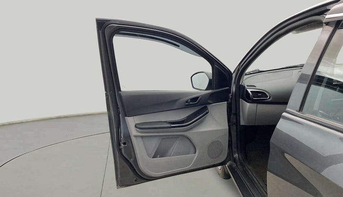 2022 Tata Tiago XT CNG, CNG, Manual, 60,325 km, LHS Rear Door