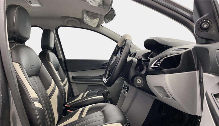 2022 Tata Tiago XT CNG, CNG, Manual, 60,325 km, Right Side Front Door Cabin