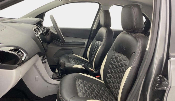 2024 Tata Tiago XT (O) PETROL, Petrol, Manual, 3,059 km, Right Side Front Door Cabin