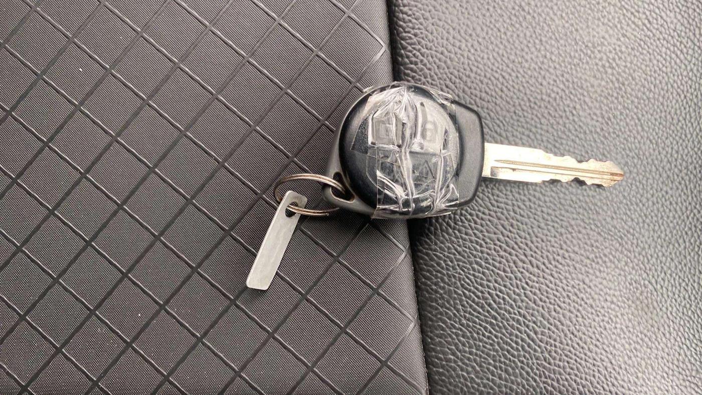 2022 Maruti S PRESSO VXI PLUS AMT, Petrol, Automatic, 9,907 km, Key Close Up