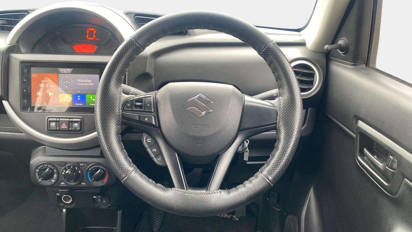 2022 Maruti S PRESSO VXI PLUS AMT, Petrol, Automatic, 9,907 km, Steering Wheel Close Up