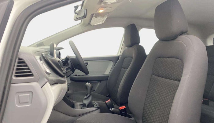 2021 Tata ALTROZ XM PLUS PETROL, Petrol, Manual, 26,362 km, Right Side Front Door Cabin