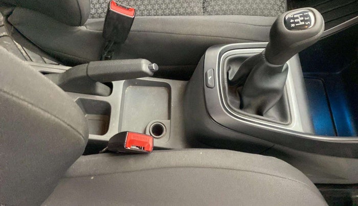 2021 Tata ALTROZ XM PLUS PETROL, Petrol, Manual, 26,362 km, Gear Lever