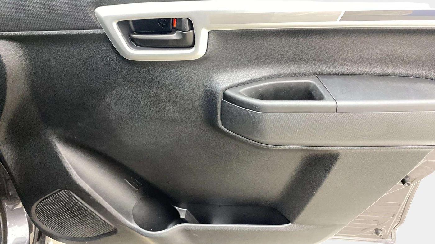 2020 Maruti S PRESSO VXI PLUS AMT, Petrol, Automatic, 14,723 km, Driver Side Door Panels Control