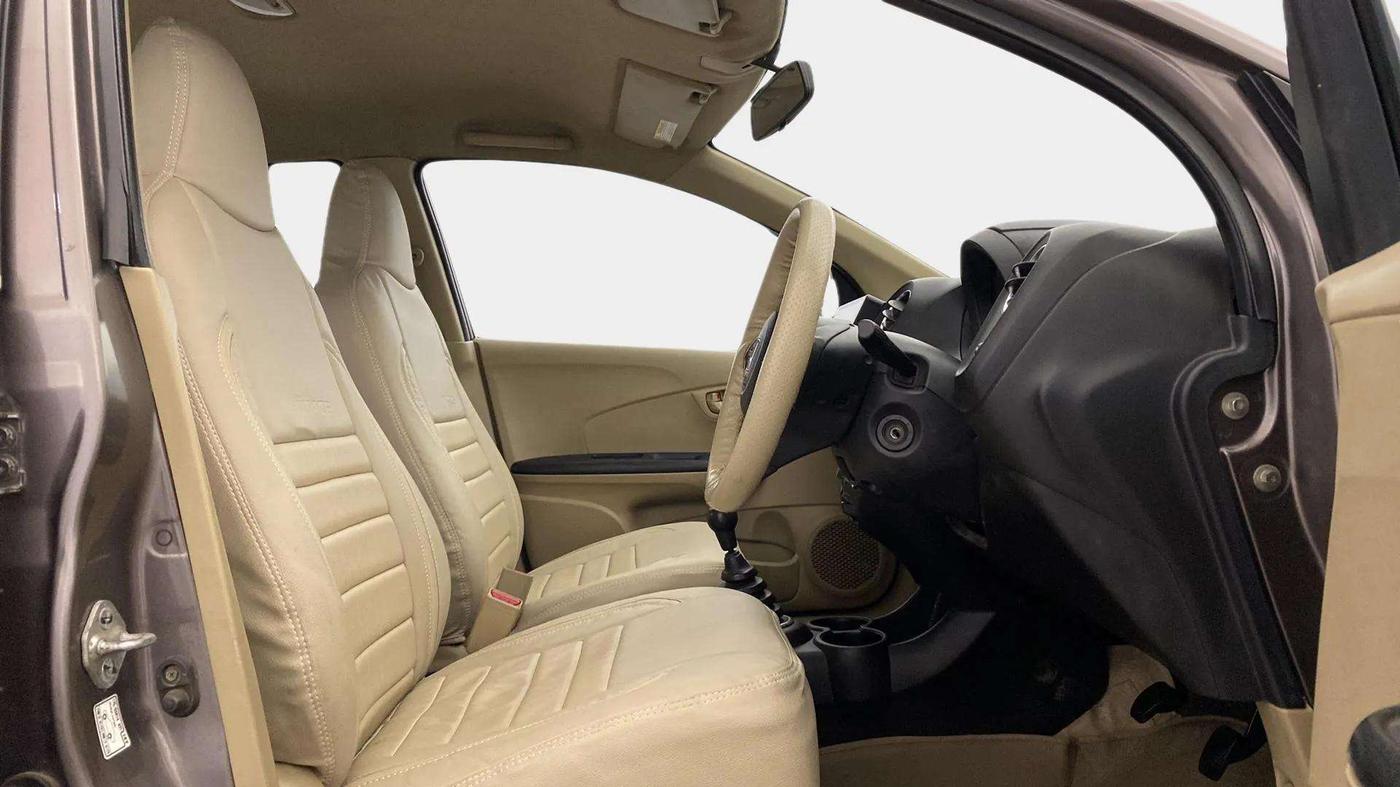 2014 Honda Amaze 1.2L I-VTEC SX, Petrol, Manual, 66,950 km, Right Side Front Door Cabin
