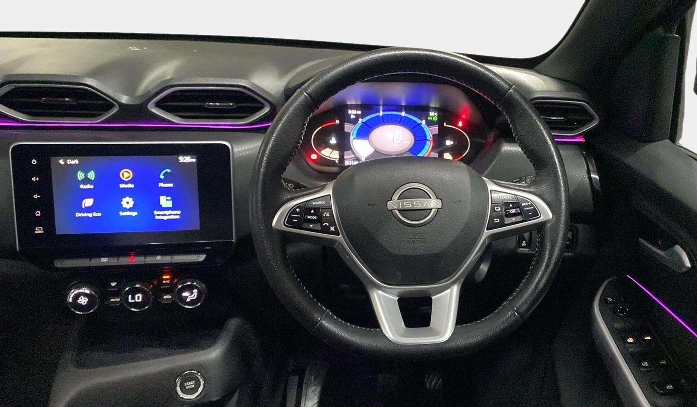 2023 Nissan MAGNITE XV PREMIUM TURBO CVT, Petrol, Automatic, 45,871 km, Steering Wheel Close Up