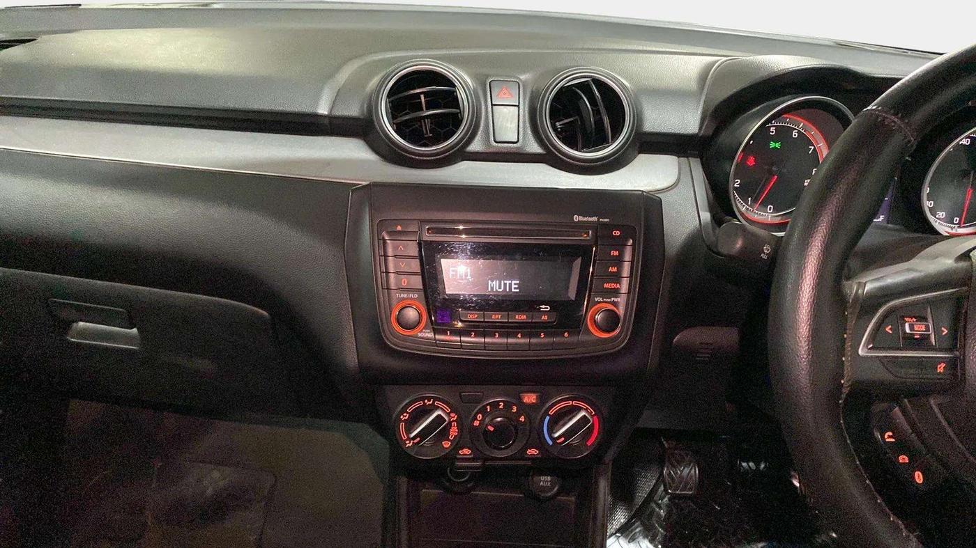 2019 Maruti Swift VXI, Petrol, Manual, 25,249 km, Air Conditioner