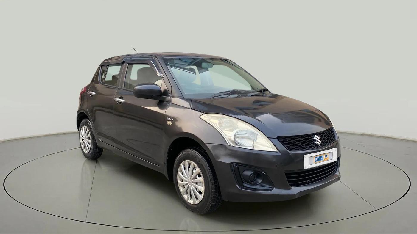 2017 Maruti Swift LXI (O), Petrol, Manual, 33,517 km, SRP