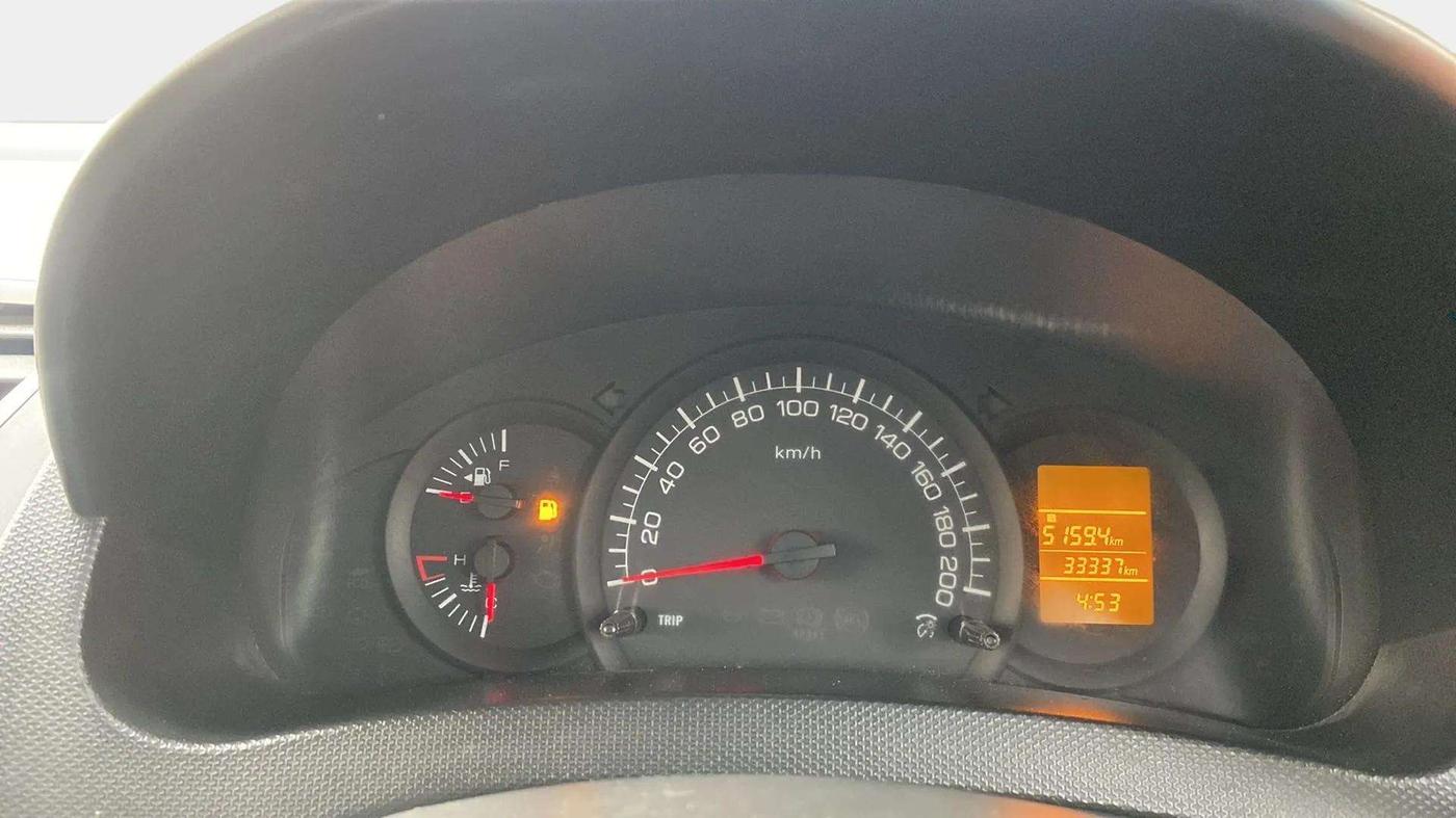 2017 Maruti Swift LXI (O), Petrol, Manual, 33,517 km, Odometer Image