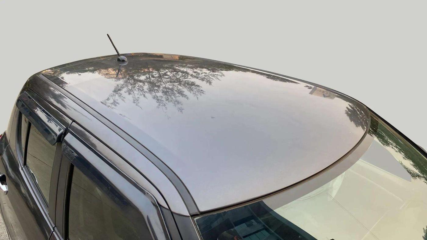 2017 Maruti Swift LXI (O), Petrol, Manual, 33,517 km, Roof