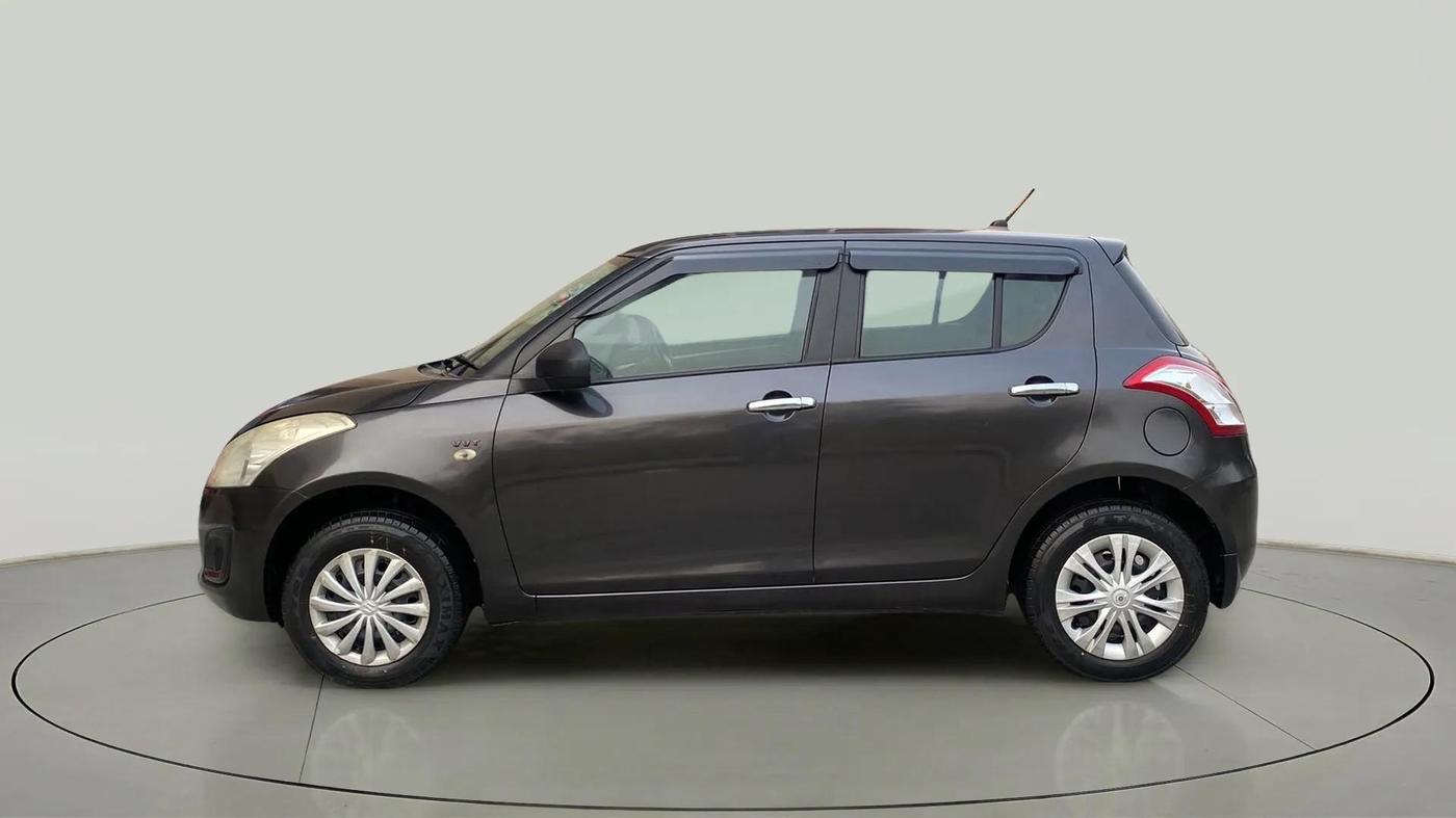 2017 Maruti Swift LXI (O), Petrol, Manual, 33,517 km, Left Side