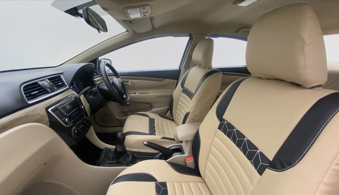 2021 Maruti Ciaz SIGMA 1.5 SHVS MT  PETROL, Petrol, Manual, 8,744 km, Right Side Front Door Cabin
