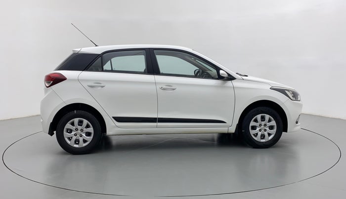 2016 Hyundai Elite i20 SPORTZ 1.2, Petrol, Manual, 38,999 km, Right Side