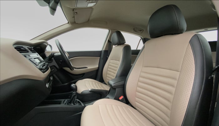 2016 Hyundai Elite i20 SPORTZ 1.2, Petrol, Manual, 38,999 km, Right Side Front Door Cabin