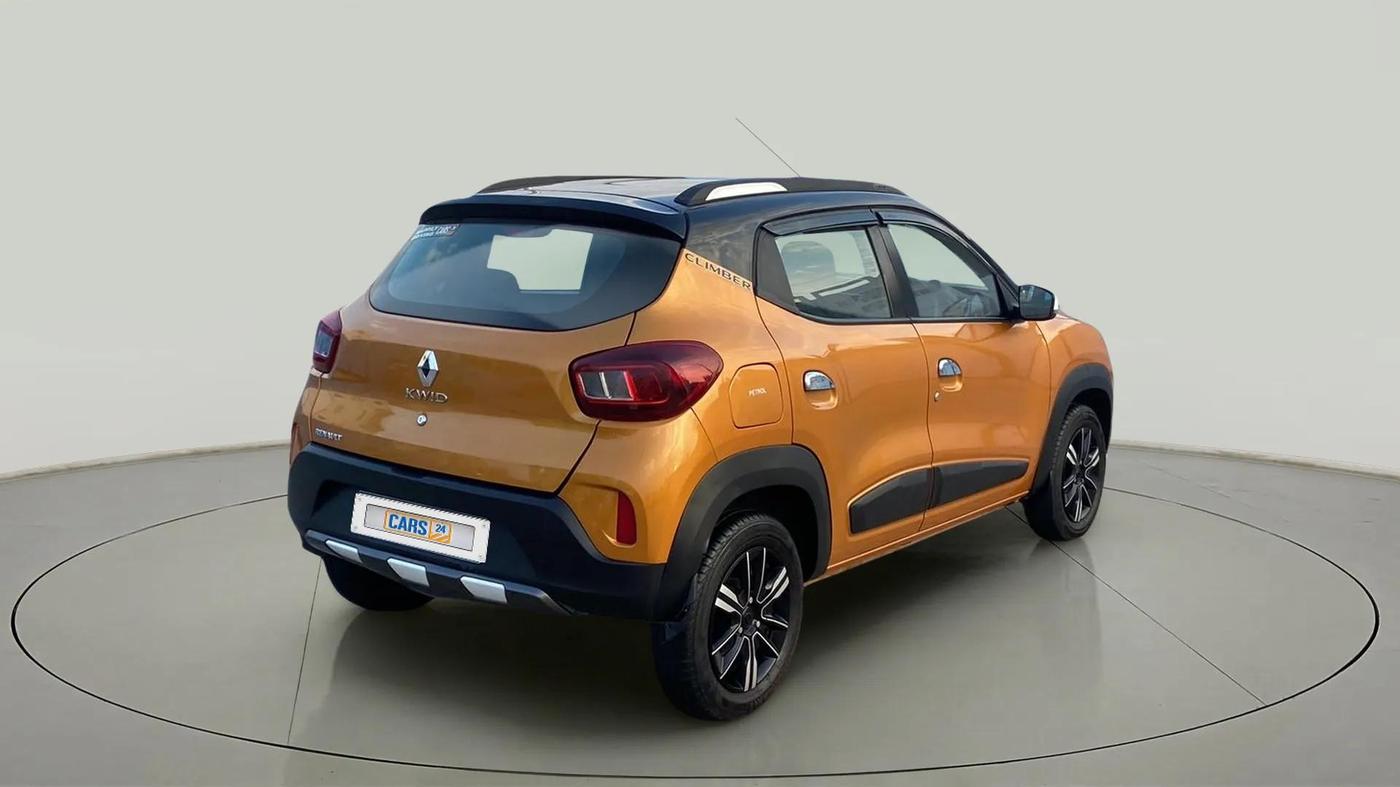 2023 Renault Kwid CLIMBER 1.0 (O) DUAL TONE, Petrol, Manual, 13,747 km, Right Back Diagonal