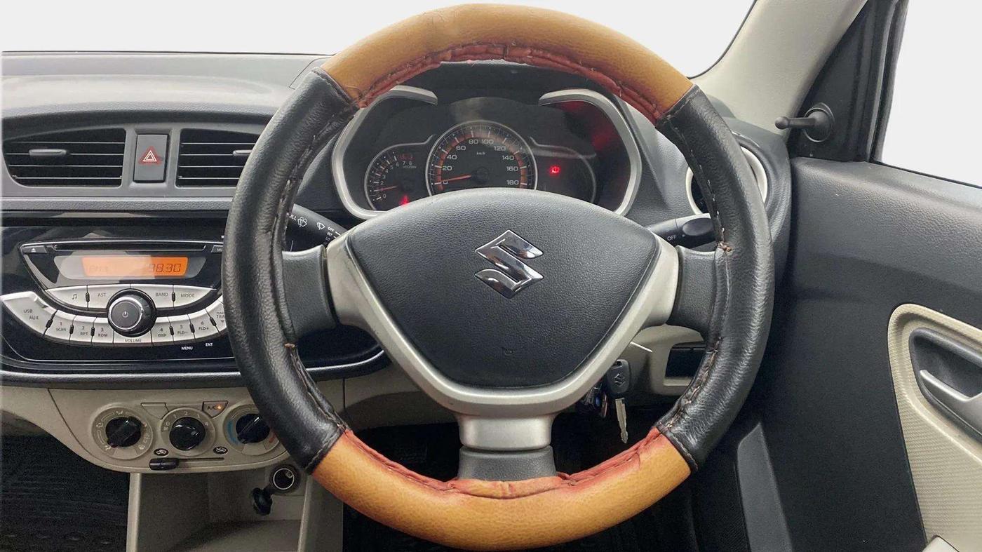 2016 Maruti Alto K10 VXI, Petrol, Manual, 40,329 km, Steering Wheel Close Up