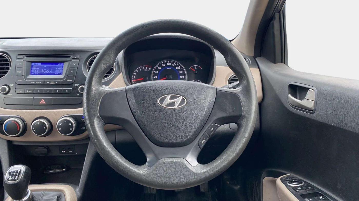 2014 Hyundai Grand i10 SPORTZ 1.2 KAPPA VTVT, Petrol, Manual, 60,516 km, Steering Wheel Close Up