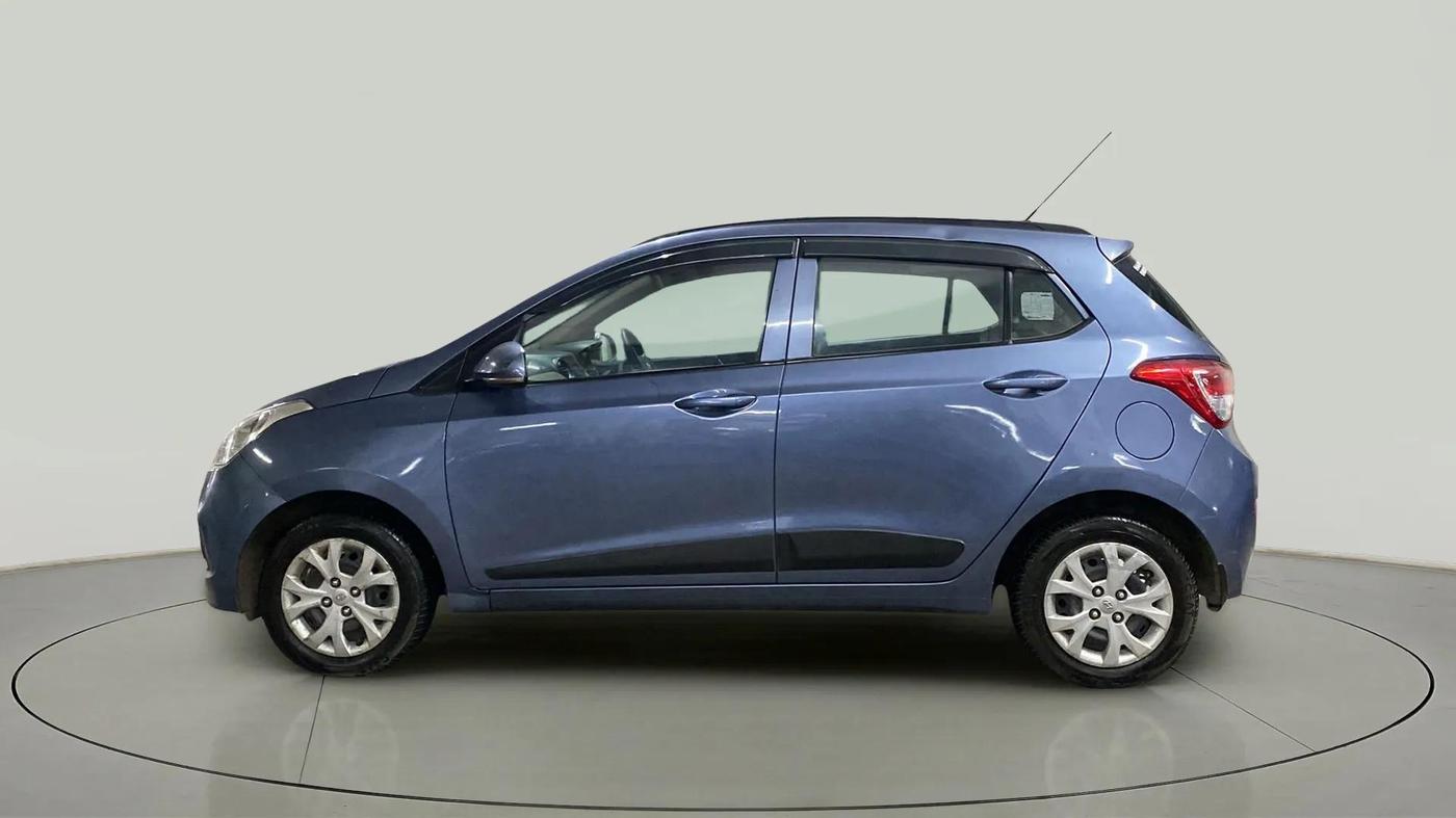 2016 Hyundai Grand i10 SPORTZ 1.2 KAPPA VTVT, Petrol, Manual, 60,879 km, Left Side