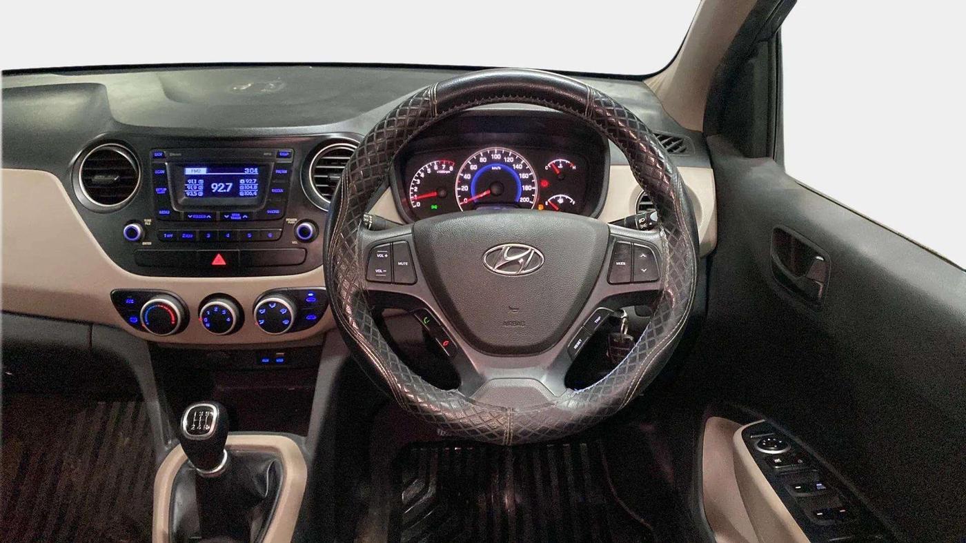 2016 Hyundai Grand i10 SPORTZ 1.2 KAPPA VTVT, Petrol, Manual, 60,879 km, Steering Wheel Close Up
